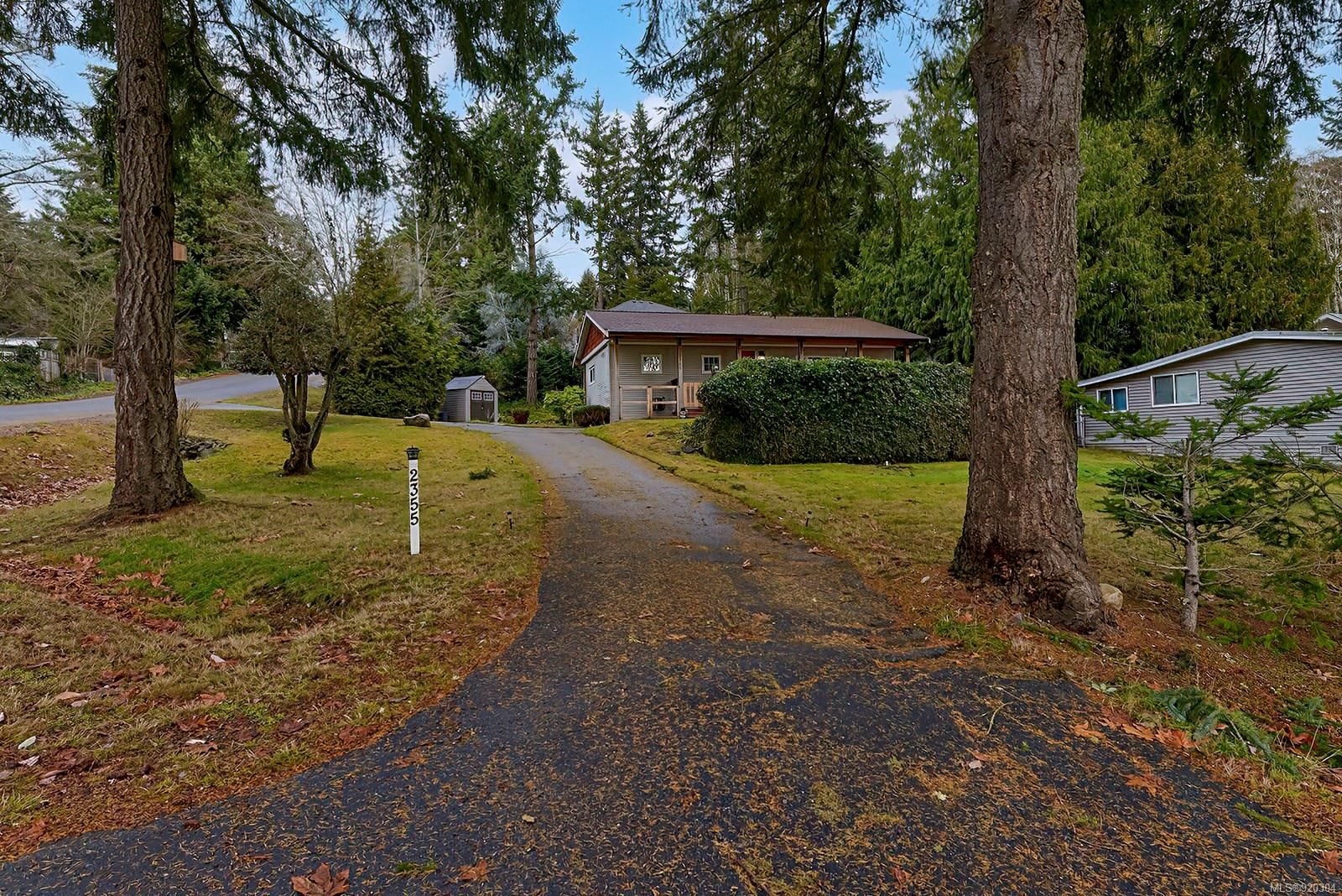 Main Photo: 2355 McDivitt Dr in Nanoose Bay: PQ Nanoose Manufactured Home for sale (Parksville/Qualicum)  : MLS®# 920304