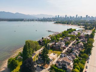Photo 5: 2576 POINT GREY Road in Vancouver: Kitsilano House for sale (Vancouver West)  : MLS®# R2899858