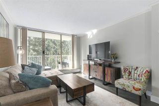 Photo 4: 802 2004 FULLERTON Avenue in North Vancouver: Pemberton NV Condo for sale in "Woofcroft - Whyte Cliff" : MLS®# R2433168