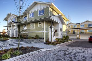Photo 26: 1130 Ewen Avenue in New Westminster: Queensborough Townhouse for sale () 