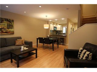 Photo 11: 30 2978 WALTON Avenue in Coquitlam: Canyon Springs Townhouse for sale in "CREEK TERRACE" : MLS®# V1084582
