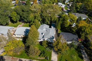 Photo 3: 10 Temple Bay in Winnipeg: Fort Richmond Residential for sale (1K)  : MLS®# 202223874
