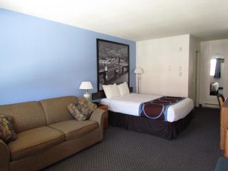 Photo 15: Exclusive Hotel/Motel with property in BC: Business with Property for sale