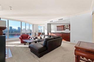 Photo 4: 903 1328 MARINASIDE Crescent in Vancouver: Yaletown Condo for sale in "The Concord" (Vancouver West)  : MLS®# R2754695