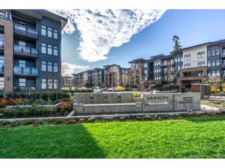 Photo 1: 104 20062 FRASER Highway in Langley: Langley City Condo for sale in "Varsity" : MLS®# R2453386