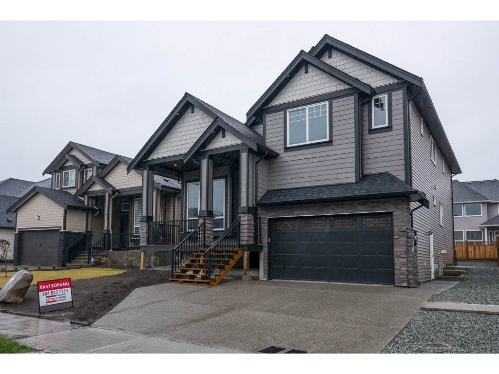 Main Photo: 27645 RAILCAR Crescent in Abbotsford: Aberdeen House for sale : MLS®# R2125726