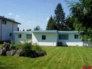 Photo 3: 13741 LARNER Road in Surrey: Bolivar Heights Duplex for sale (North Surrey)  : MLS®# F1103182