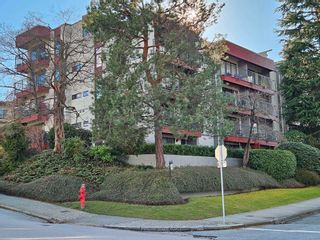 Main Photo: 302 2120 W 2ND Avenue in Vancouver: Kitsilano Condo for sale in "Arbutus Place" (Vancouver West)  : MLS®# R2759881