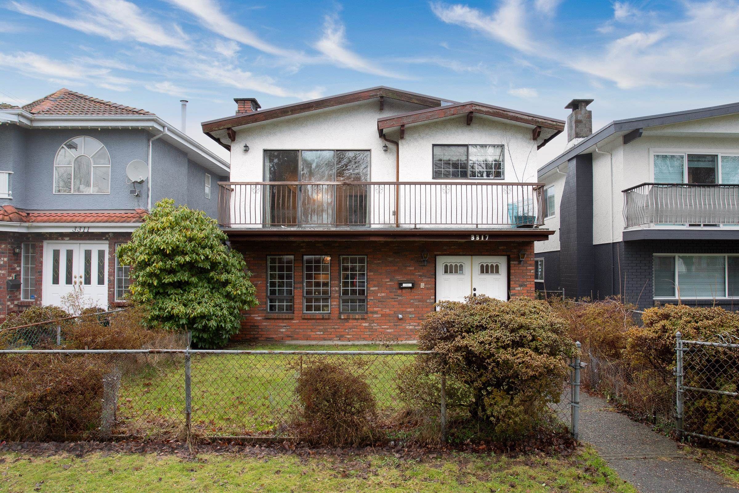 Main Photo: 3317 E 6TH Avenue in Vancouver: Renfrew VE House for sale (Vancouver East)  : MLS®# R2845536