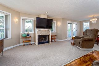 Photo 11: 520 Agnes St in Saanich: SW Glanford House for sale (Saanich West)  : MLS®# 913863