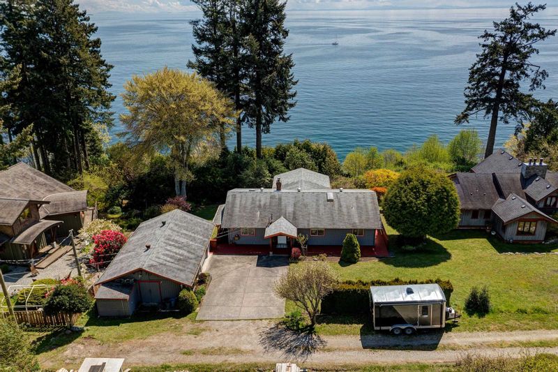 FEATURED LISTING: 1035 GOWER POINT Road Gibsons