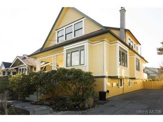 Photo 2: 1321 George St in VICTORIA: Vi Fairfield West House for sale (Victoria)  : MLS®# 599553