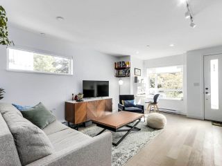 Photo 6: 110 321 E 16TH Avenue in Vancouver: Mount Pleasant VE Condo for sale in "Arne" (Vancouver East)  : MLS®# R2507374