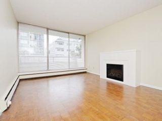 Photo 5: 303 1967 BARCLAY Street in Vancouver: West End VW Condo for sale in "THE PALASADES" (Vancouver West)  : MLS®# R2244840