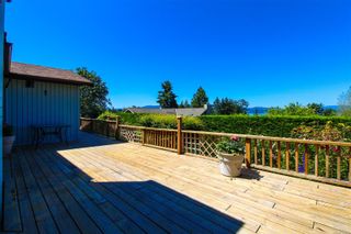 Photo 6: 1379 Sangster Rd in North Saanich: NS Sandown House for sale : MLS®# 908268