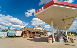 Photo 4: Alberta ESSO gas station for sale: Commercial for sale