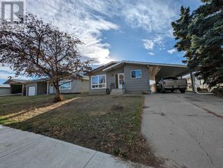 Photo 2: 7 Currie Court SE in Medicine Hat: House for sale : MLS®# A2093149