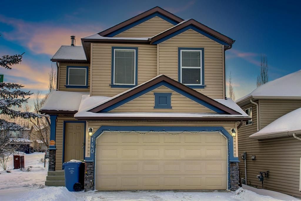 Main Photo: 140 Everstone Way SW in Calgary: Evergreen Detached for sale : MLS®# A1169975