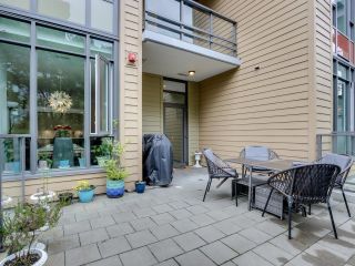 Photo 3: 2779 LIBRARY Lane in North Vancouver: Lynn Valley Townhouse for sale in "RESIDENCES IN LYNN VALLEY" : MLS®# R2897059