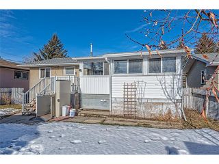 Photo 23: 7603 35 Avenue NW in Calgary: Bowness House  : MLS®# C4049295