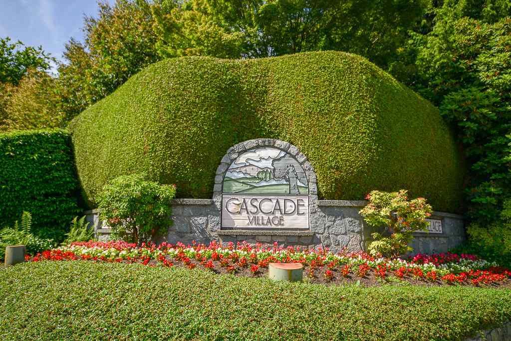 Main Photo: 3934 LINWOOD Street in Burnaby: Burnaby Hospital Townhouse for sale in "CASCADE VILLAGE" (Burnaby South)  : MLS®# R2489487