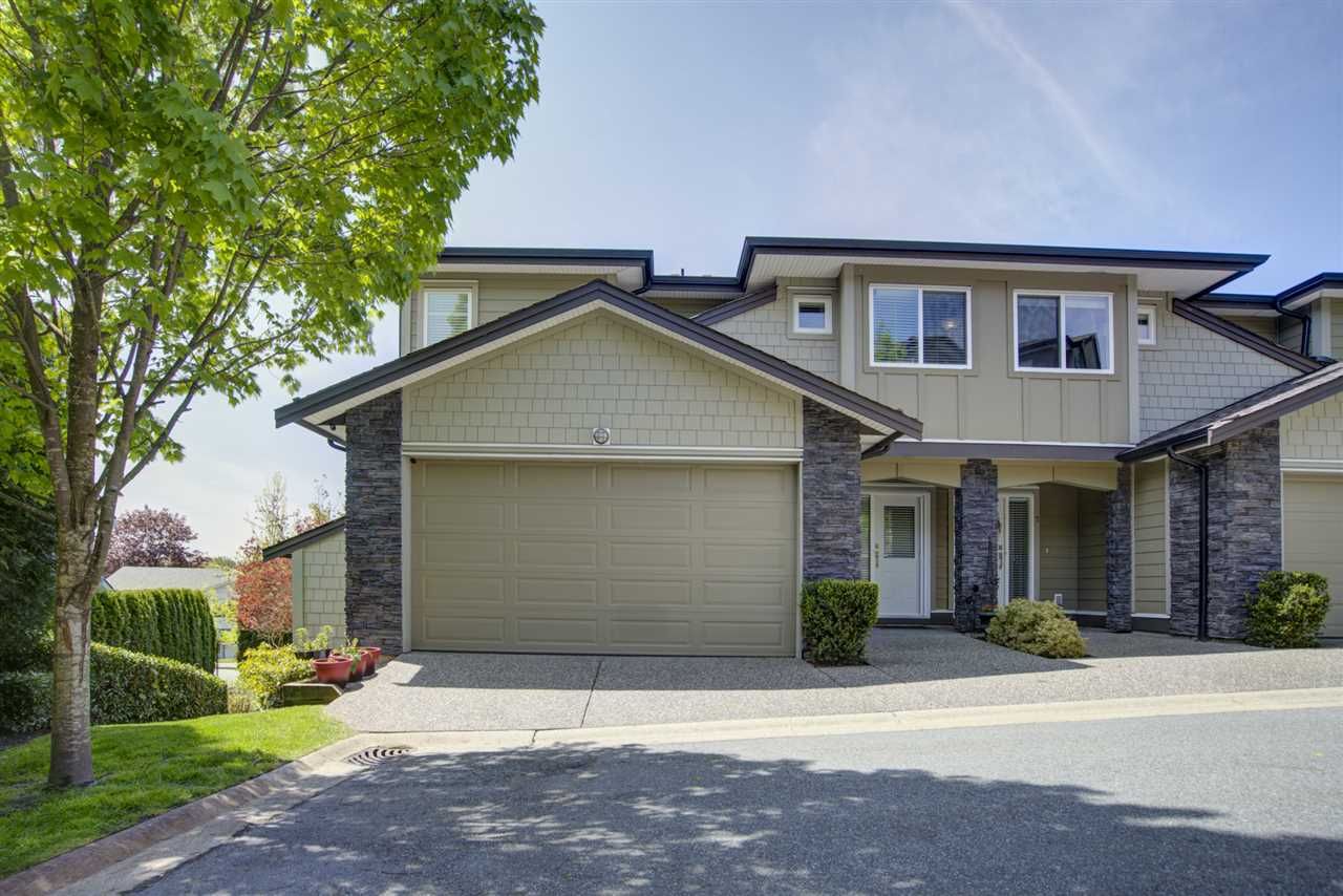 Main Photo: 8 22865 TELOSKY Avenue in Maple Ridge: East Central Townhouse for sale in "WINDSONG" : MLS®# R2454339