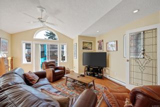 Photo 20: 33 108 Aldersmith Pl in View Royal: VR Glentana Row/Townhouse for sale : MLS®# 914859