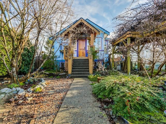 Main Photo: 452 KELLY Street in New Westminster: Sapperton House for sale : MLS®# R2025075