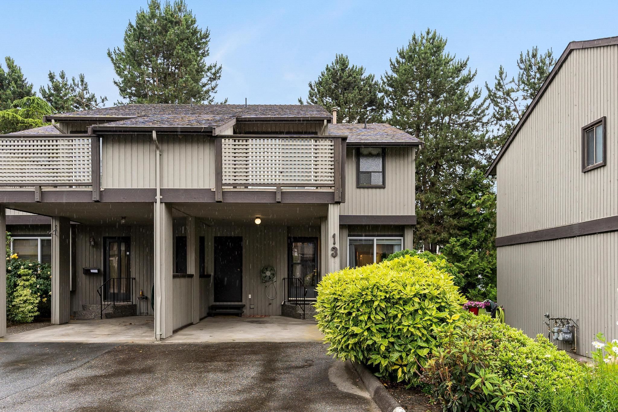 Main Photo: 13 32917 AMICUS Place in Abbotsford: Central Abbotsford Townhouse for sale in "Pine Grove Terrace" : MLS®# R2792127