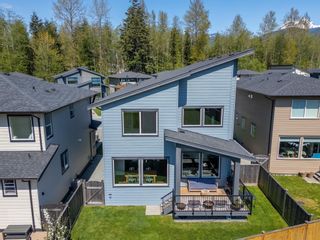Main Photo: 39334 FALCON Crescent in Squamish: Brennan Center House for sale in "Ravenswood" : MLS®# R2876025