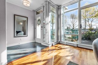 Photo 5: 1039 MARINASIDE CRESCENT in Vancouver: Yaletown Townhouse for sale (Vancouver West)  : MLS®# R2717423