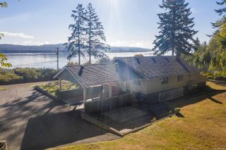 Photo 3: 6039 S Island Hwy in Union Bay: CV Union Bay/Fanny Bay House for sale (Comox Valley)  : MLS®# 855956