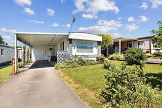 Photo 2: 20 2035 MARTENS Street in Abbotsford: Poplar Manufactured Home for sale in "Maplewood Estates" : MLS®# R2705982