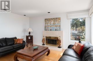 Photo 9: 4620 Boulderwood Dr in Saanich: House for sale : MLS®# 960889