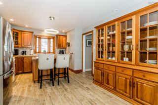 Photo 8: 5 Bay Street in Wolfville: Kings County Residential for sale (Annapolis Valley)  : MLS®# 202325135