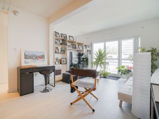 Photo 3: 410 1655 NELSON Street in Vancouver: West End VW Condo for sale in "Hampstead Manor" (Vancouver West)  : MLS®# R2513219