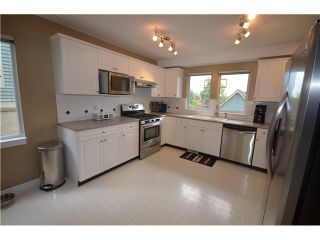 Photo 2: 18 910 FORT FRASER RISE in Port Coquitlam: Citadel PQ Townhouse for sale in "SIENNA RIDGE" : MLS®# V1007711