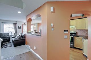 Photo 5: 25 Martha's Meadow Place NE in Calgary: Martindale Detached for sale : MLS®# A1259180