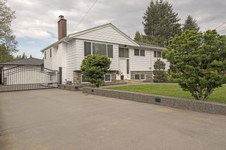 Photo 1: 682 WILMOT Street in Coquitlam: Central Coquitlam House for sale : MLS®# R2062598