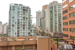 Photo 15: 710-1189 Howe Street in Vancouver: Condo for sale (Vancouver West)  : MLS®# R2121608