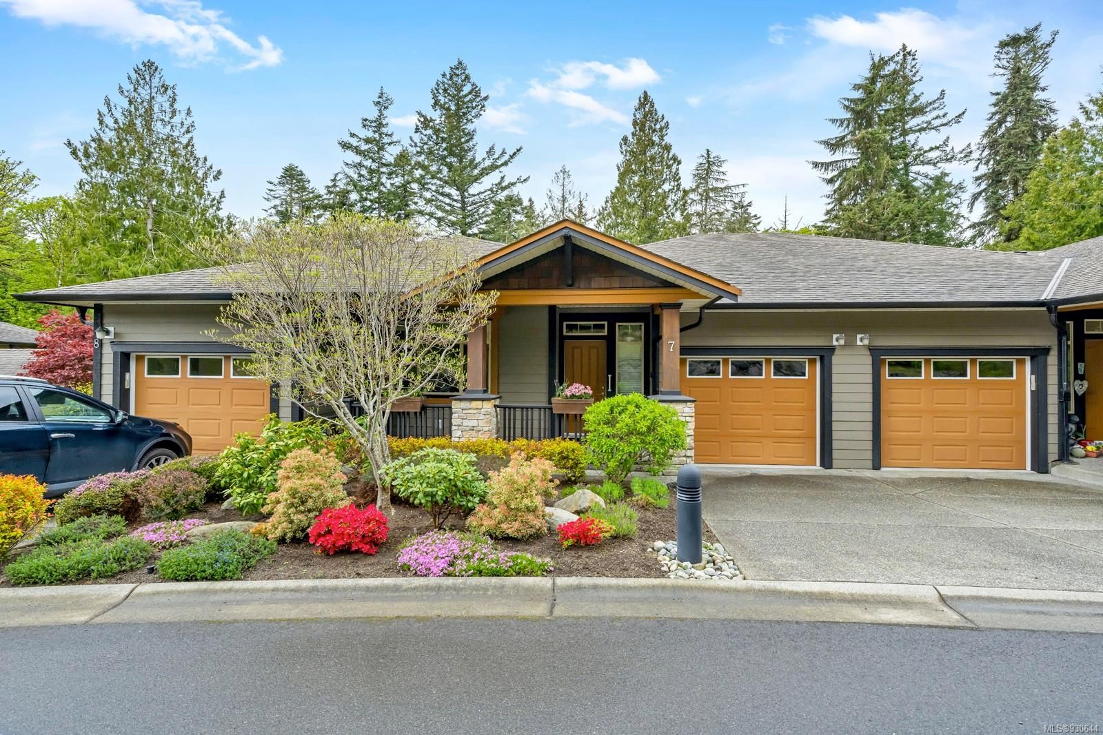 Main Photo: 7 2363 Demamiel Dr in Sooke: Sk Sunriver Row/Townhouse for sale : MLS®# 930644