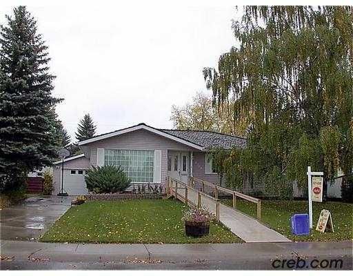 Main Photo:  in CALGARY: Haysboro Residential Detached Single Family for sale (Calgary)  : MLS®# C2281049