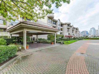 Photo 1: 309 525 WHEELHOUSE Square in Vancouver: False Creek Condo for sale in "Henley Court" (Vancouver West)  : MLS®# R2118806