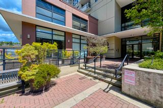 Photo 22: 1207 1 RENAISSANCE Square in New Westminster: Quay Condo for sale in "The Q" : MLS®# R2895315