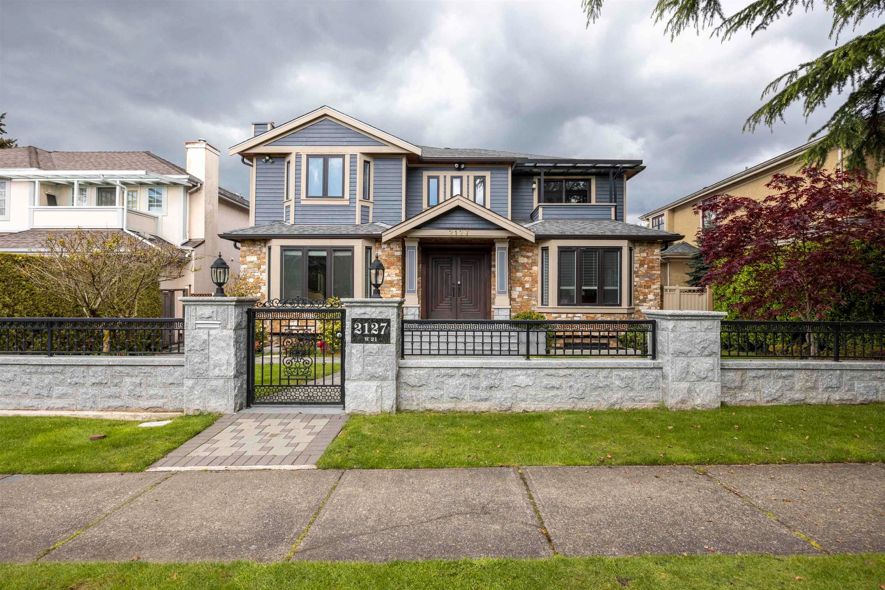 Main Photo: 2127 W 21ST Avenue in Vancouver: Arbutus House for sale (Vancouver West)  : MLS®# R2689450