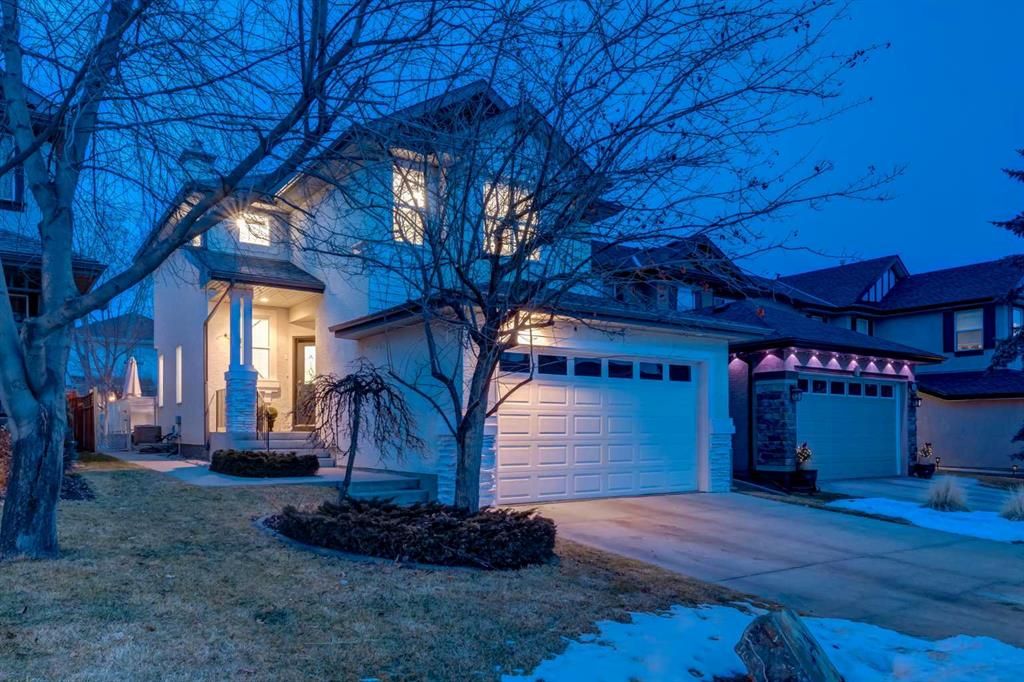 Main Photo: 246 Everwillow Close SW in Calgary: Evergreen Detached for sale : MLS®# A2100349