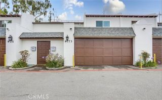 Main Photo: SAN DIEGO Townhouse for sale : 3 bedrooms : 9773 Genesee Avenue