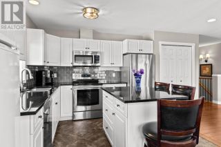 Photo 2: 5-1575 SPRINGHILL DRIVE in Kamloops: House for sale : MLS®# 177618