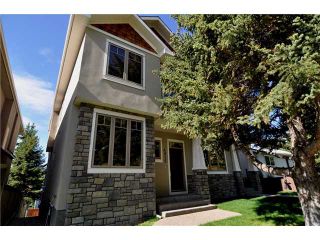 Photo 2: 4815 23 Avenue NW in CALGARY: Montgomery Residential Attached for sale (Calgary)  : MLS®# C3455456