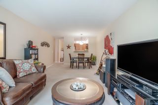 Photo 2: 315 11605 227 Street in Maple Ridge: East Central Condo for sale in "HILLCREST" : MLS®# R2704692
